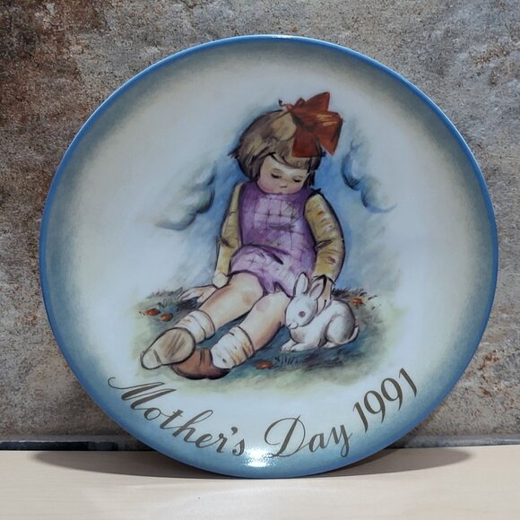 Schmid Hummel Mothers Day 1991 Soft and Gentle Decorative Wall Hanging Plate - Picture 1 of 11